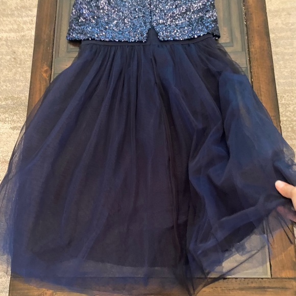 Vera Wang Sequin and Tule Navy Metallic Knee Length size 8 - Picture 11 of 16